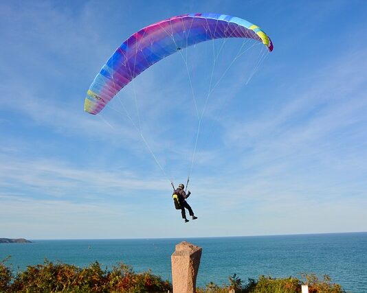 Czy na kartę MultiSport może wejść inną osobą?