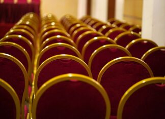 Jak zacząć wystąpienie na konferencji? Jak zacząć wystąpienie na konferencji?