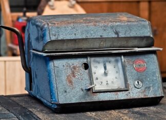 Kto podpisuje kartę ewidencji czasu pracy? Kto podpisuje kartę ewidencji czasu pracy?