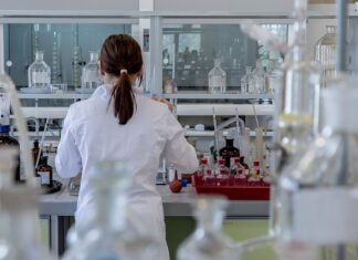 Ile lekarz rodzinny dostaje za pacjenta miesięcznie? Ile lekarz rodzinny dostaje za pacjenta miesięcznie?